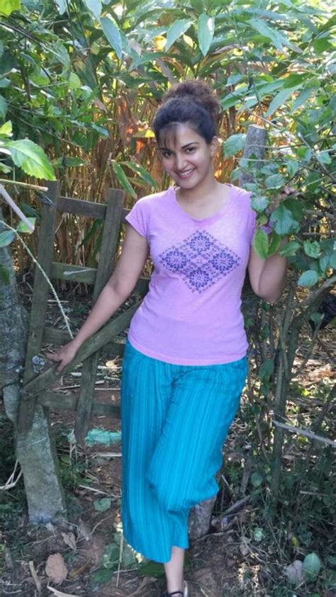 Chudai of cute desi girl in Jungle